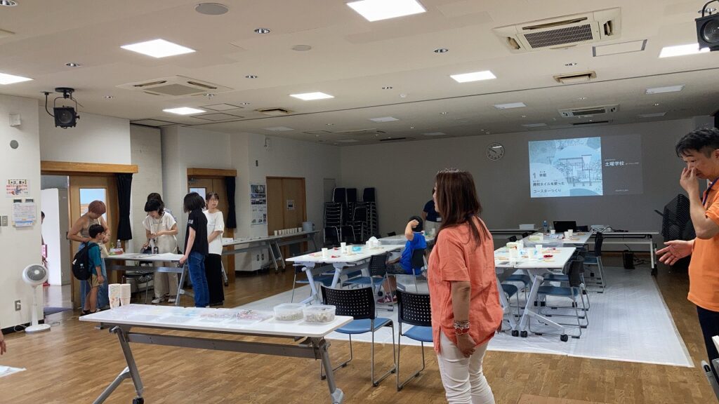 廃材タイルを利用したコースター作り